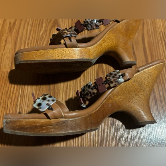 Beige Neutral detailed Leopard Tortoise Shell Straps high heel Sandals size 6.5 - Picture 5 of 7